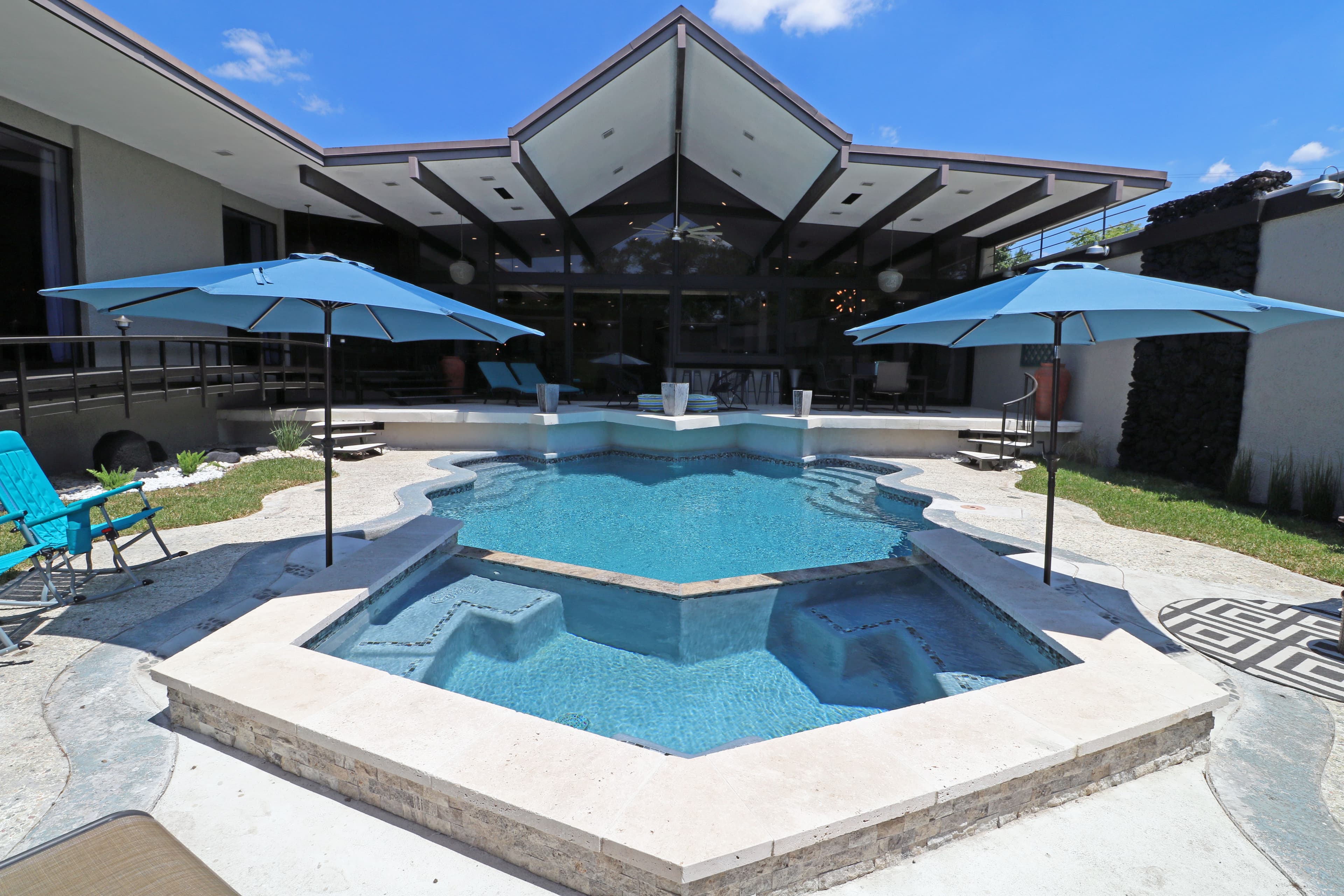 Villa Rica — furnished extended-stay rental in Bellaire / Meyerland Area, Houston