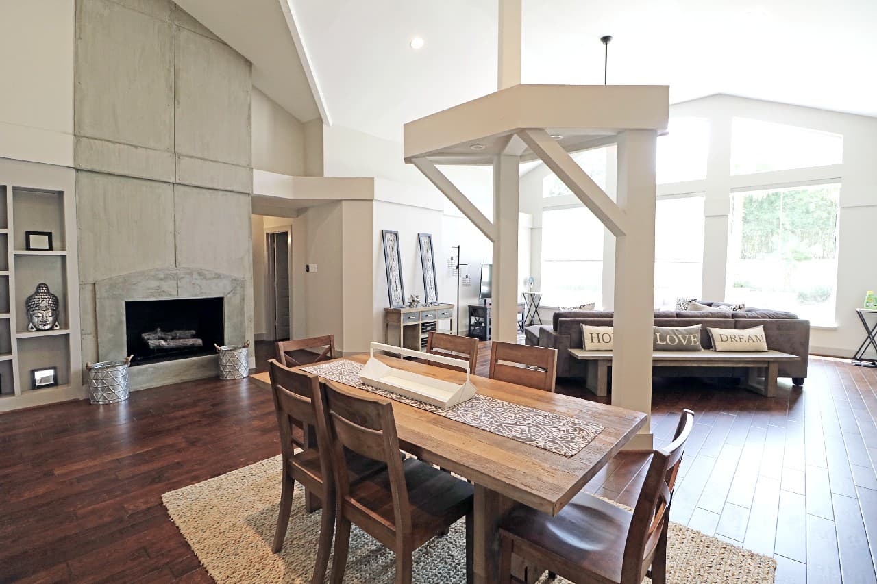 Heather Estate — furnished extended-stay rental in Bellaire / Meyerland Area, Houston